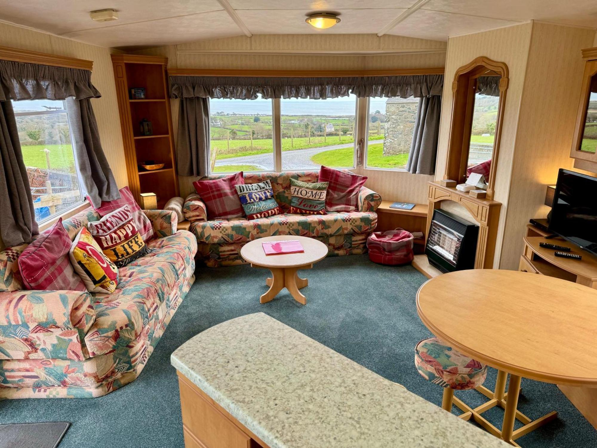 Snowdon Bay - North Wales - Stunning Llyn Peninsula Mountain & Ocean Views - Wilde Retreats Villa Pwllheli Luaran gambar